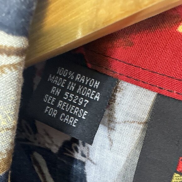Wear the Right Thing by Hensi Valdise Shirt L Korea 90s Rayon Black Red Gold - Picture 3 of 5